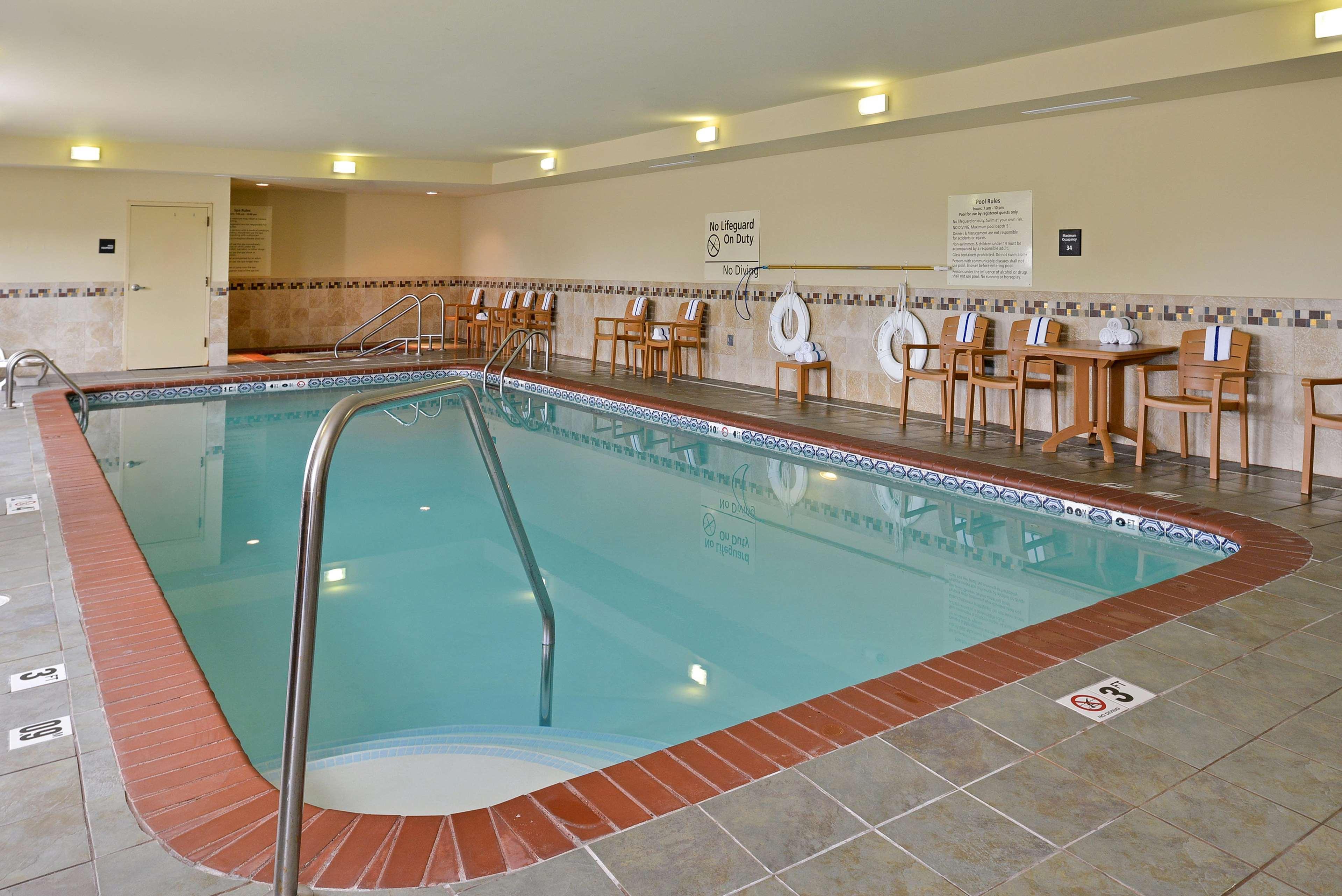 Hampton Inn Muscatine מראה חיצוני תמונה